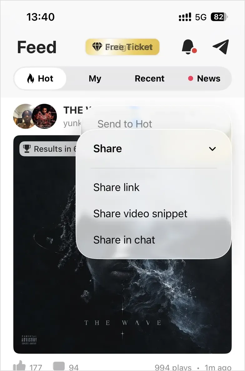 Share menu with the options Share link, Share video snippet and Share in chat